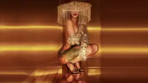 Cardi B - Money